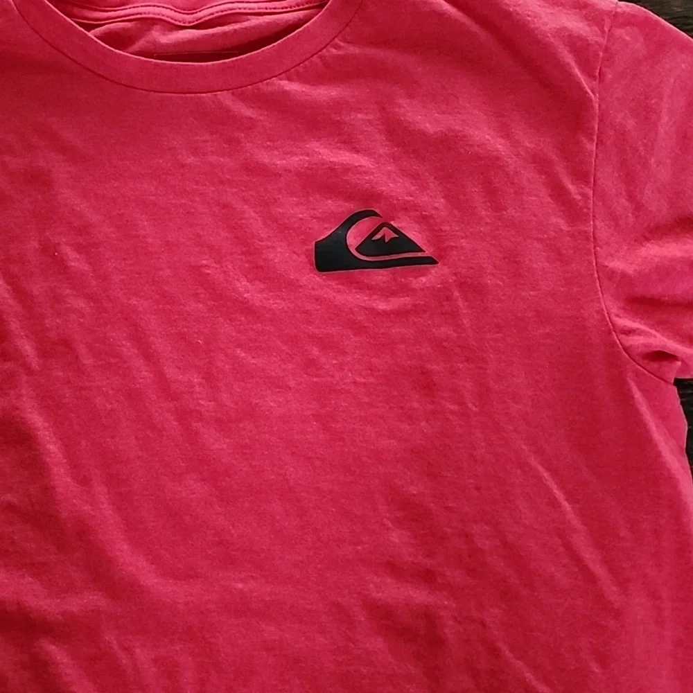 COPY - **NWOT**QUICKSILVER Men's T-Shirt - Picture 3 of 4